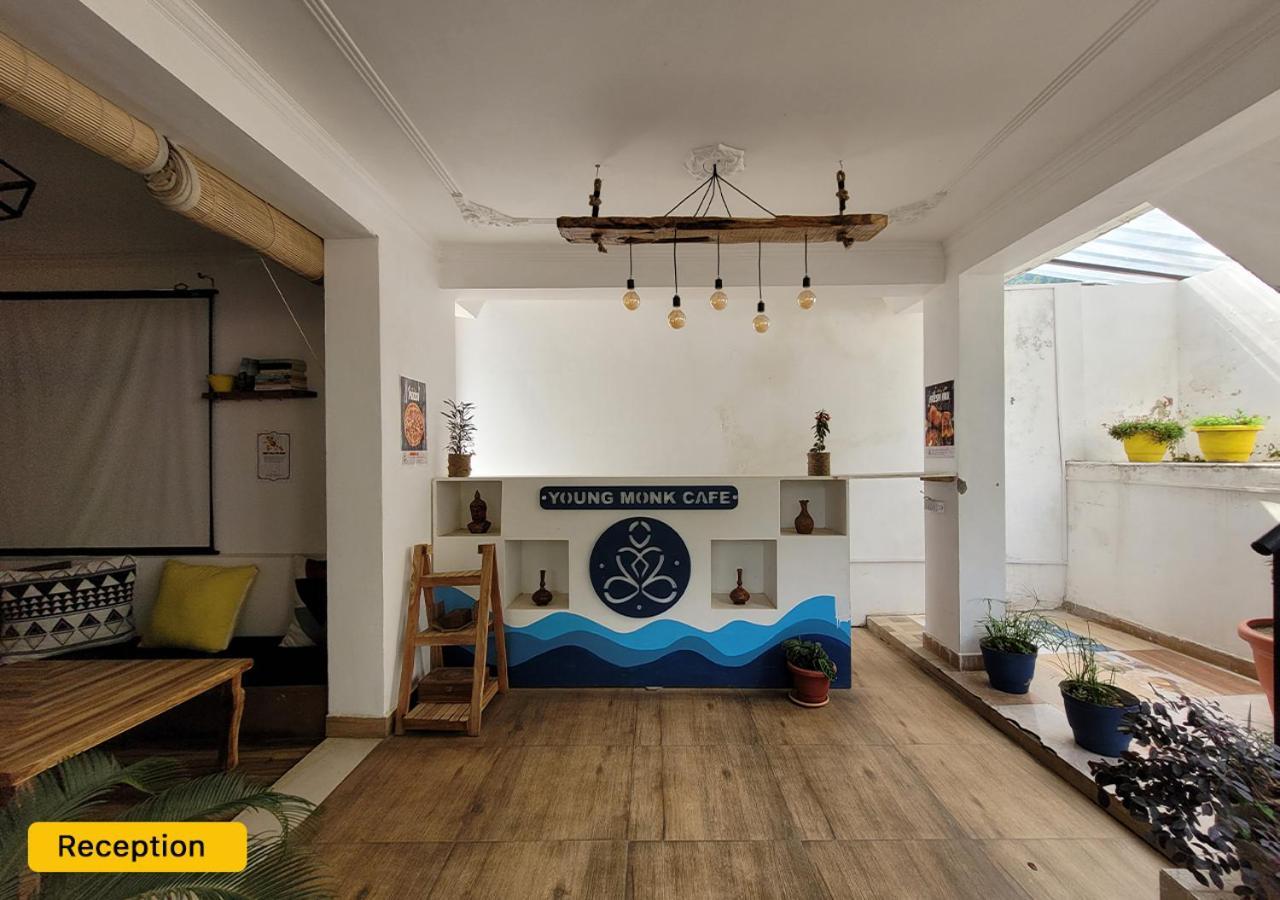 מקלוד גאנג' Young Monk Hostel & Cafe Dharamkot מראה חיצוני תמונה